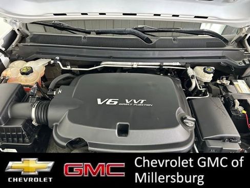 Used 2020 Chevrolet Colorado W/T w/ WT Convenience Package image 11