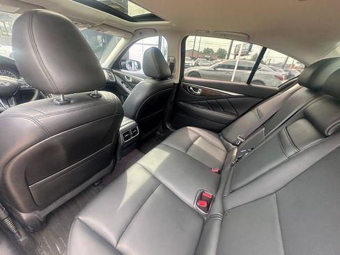 Used 2018 INFINITI Q50 Luxe w/ Essential Package (3.0T Luxe) AWD/4WD image 3
