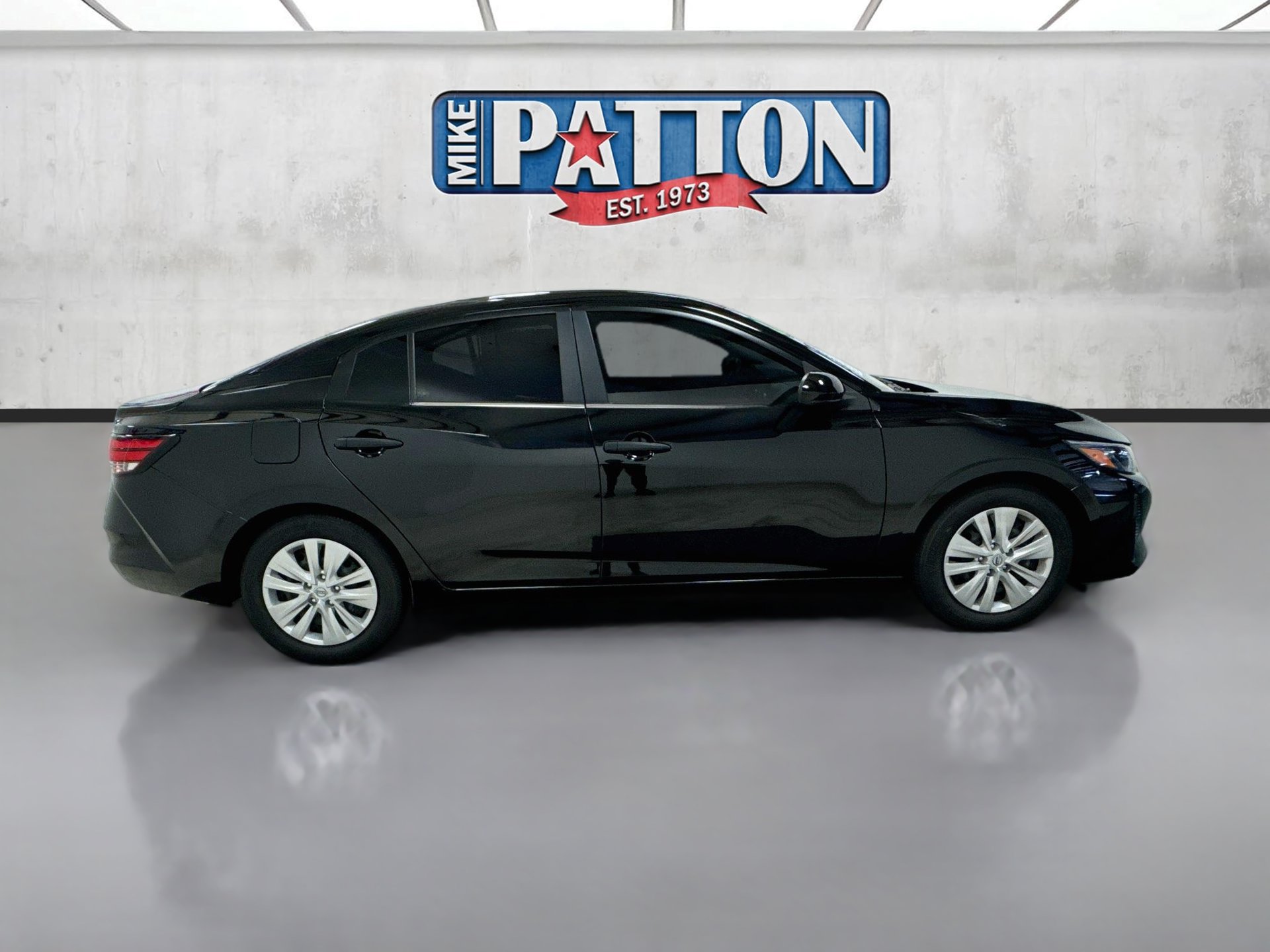 Used 2025 Nissan Sentra S FWD image 8