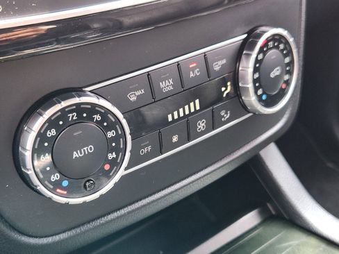 Used 2017 Mercedes-Benz GLS 450 4MATIC image 29