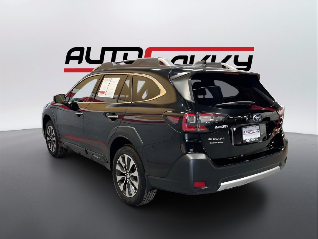 Used 2024 Subaru Outback Touring XT AWD/4WD image 5