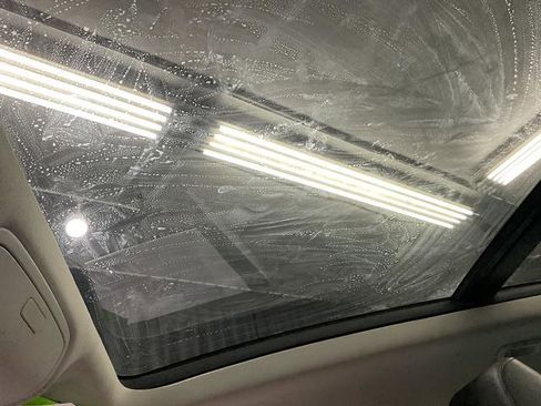 Used 2017 Volkswagen Tiguan Wolfsburg Edition image 23