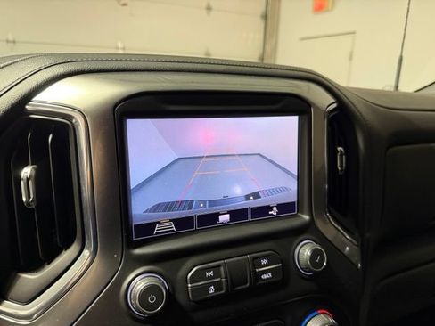 Used 2020 Chevrolet Silverado 2500 LTZ w/ LTZ Convenience Package AWD/4WD image 19