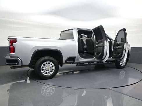 Used 2021 Chevrolet Silverado 2500 LTZ AWD/4WD image 21