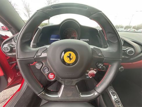 Used 2018 Ferrari 488 GTB image 14