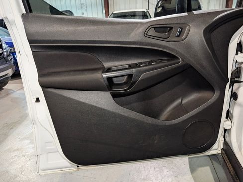 Used 2018 Ford Transit Connect XL FWD image 13