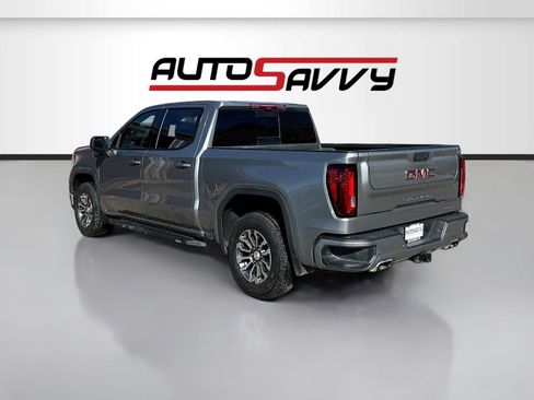 Used 2024 GMC Sierra 1500 AT4 w/ Technology Package AWD/4WD image 5
