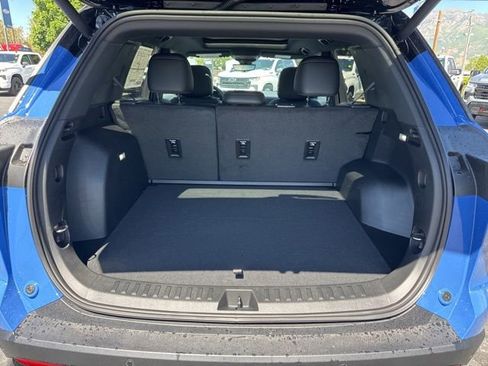 New 2026 Chevrolet Equinox RS w/ Convenience Package III AWD/4WD image 12