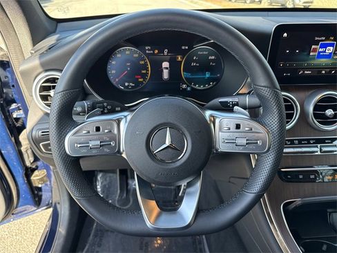 Used 2022 Mercedes-Benz GLC 300 GLC 300 image 24