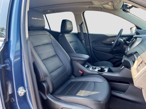 Used 2024 GMC Terrain Denali w/ Denali Premium Package AWD/4WD image 30