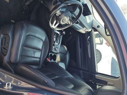 Used 2024 MAZDA CX-5 Carbon Edition image 11