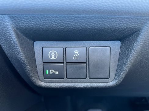 Used 2018 Honda Accord Touring image 15