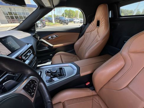 Used 2021 BMW Z4 M40i RWD image 3