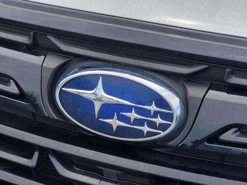 Used 2023 Subaru Forester Premium AWD/4WD image 12