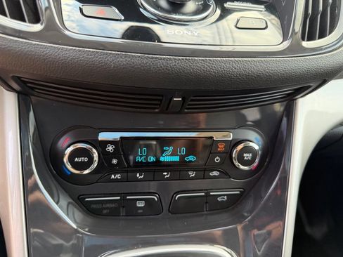 Used 2013 Ford Escape SEL AWD/4WD image 23