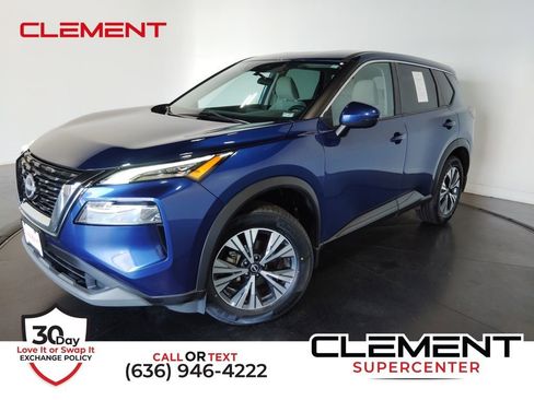 Used 2022 Nissan Rogue SV image 1
