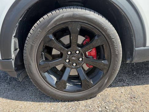Used 2023 Ford Explorer ST w/ Equipment Group 401A AWD/4WD image 15