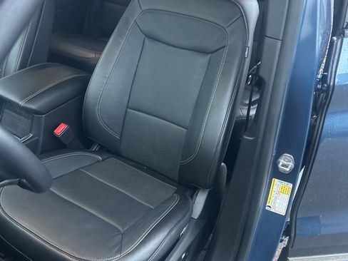 Used 2020 Ford Explorer Limited w/ Class III Trailer Tow Package image 5