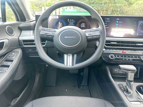 New 2026 Hyundai Sonata SE FWD image 10