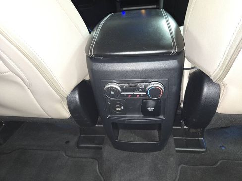 Used 2021 Ford Explorer Limited w/ Equipment Group 301A RWD image 27
