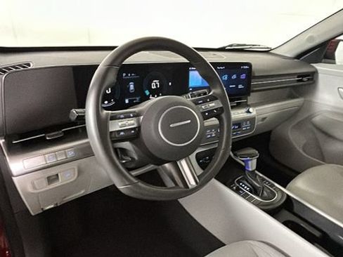 Used 2025 Hyundai Kona SEL AWD/4WD image 14