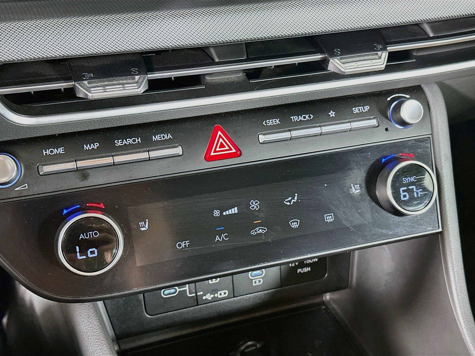 Used 2025 Hyundai Sonata SEL FWD image 24