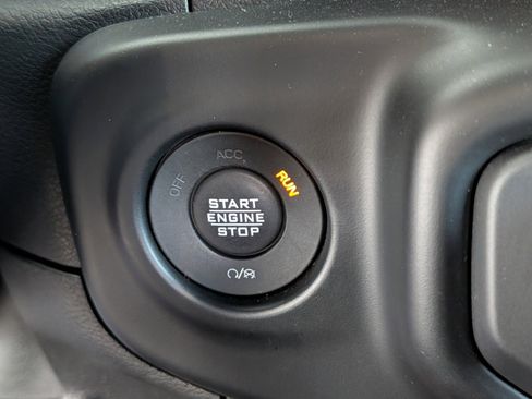 Used 2021 Jeep Wrangler Unlimited Sport AWD/4WD image 22