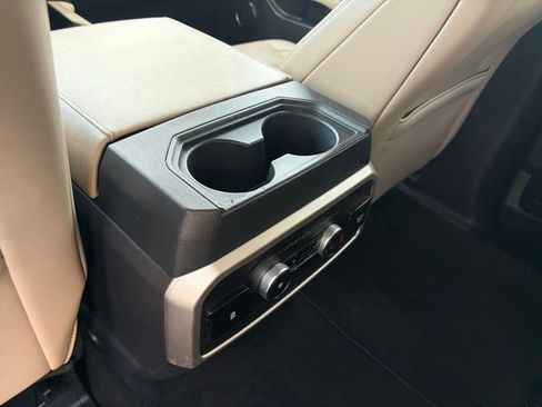 Used 2024 Ford Expedition Max XLT AWD/4WD image 18