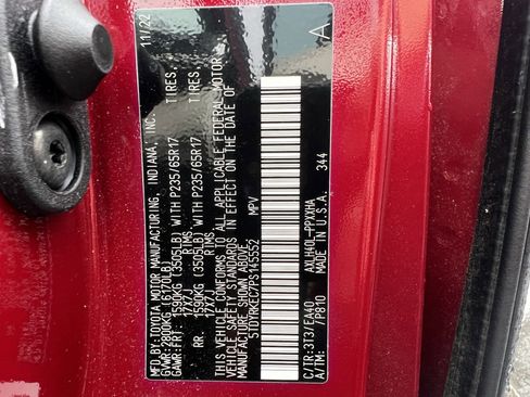 Used 2023 Toyota Sienna XLE image 37