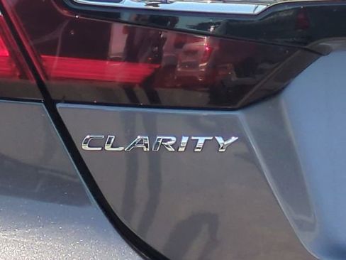 Used 2019 Honda Clarity Plug-In Hybrid image 10