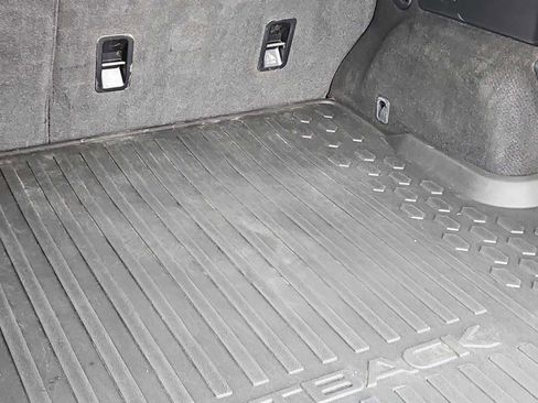 Used 2024 Subaru Outback Premium image 23