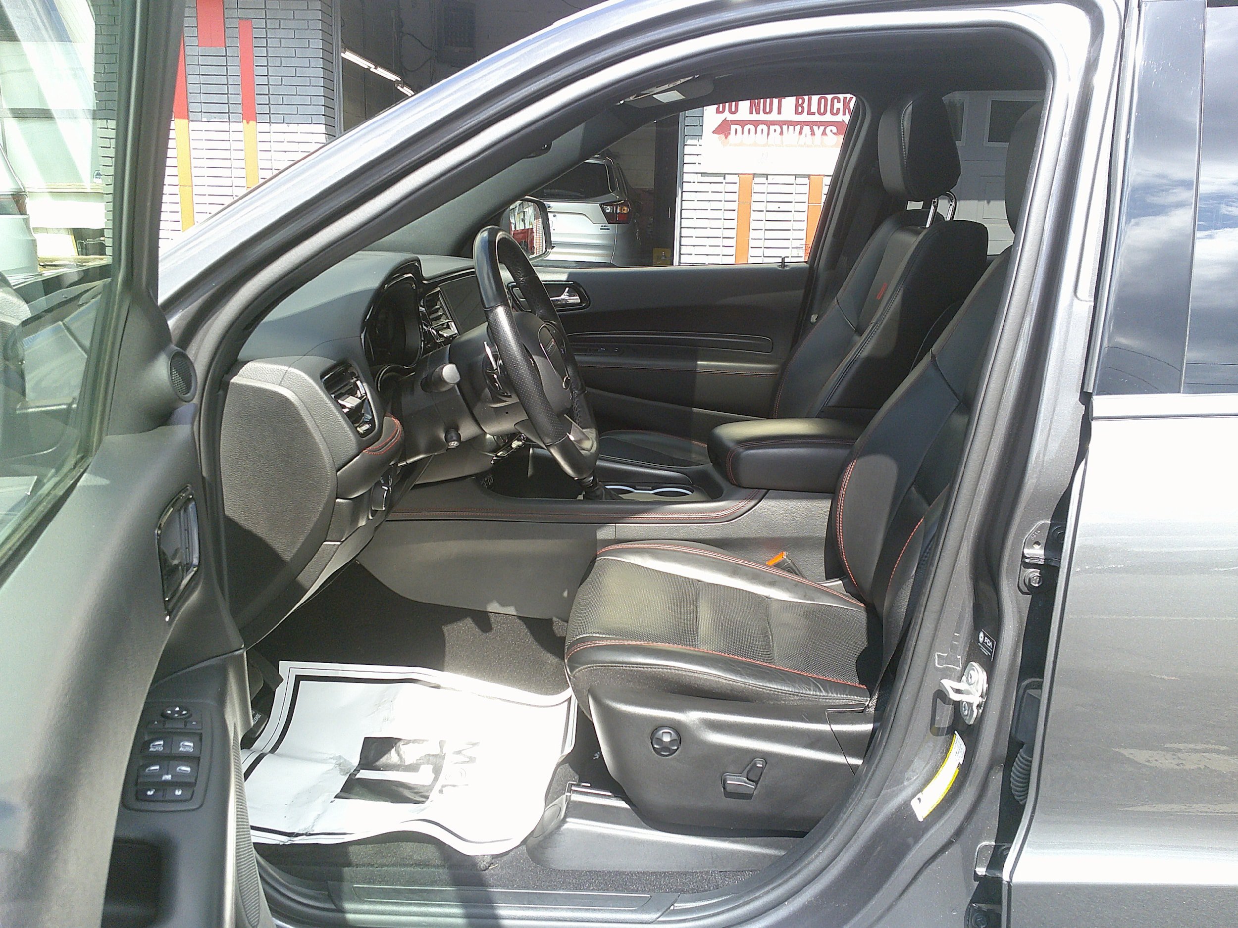 Used 2024 Dodge Durango GT AWD/4WD image 16