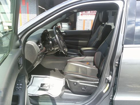 Used 2024 Dodge Durango GT AWD/4WD image 16