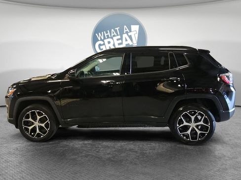 Used 2019 Jeep Compass Latitude AWD/4WD image 8