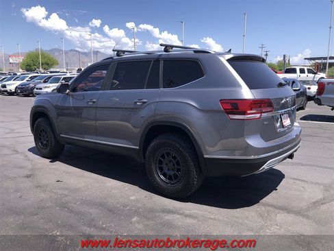 Used 2018 Volkswagen Atlas SEL FWD image 6