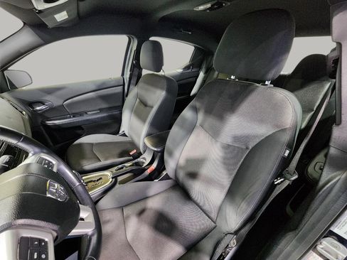 Used 2012 Dodge Avenger SXT w/ Cold Weather Group image 13