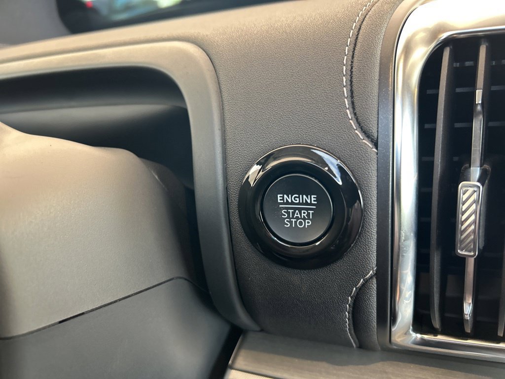 Used 2025 Ford Expedition Max Platinum AWD/4WD image 63