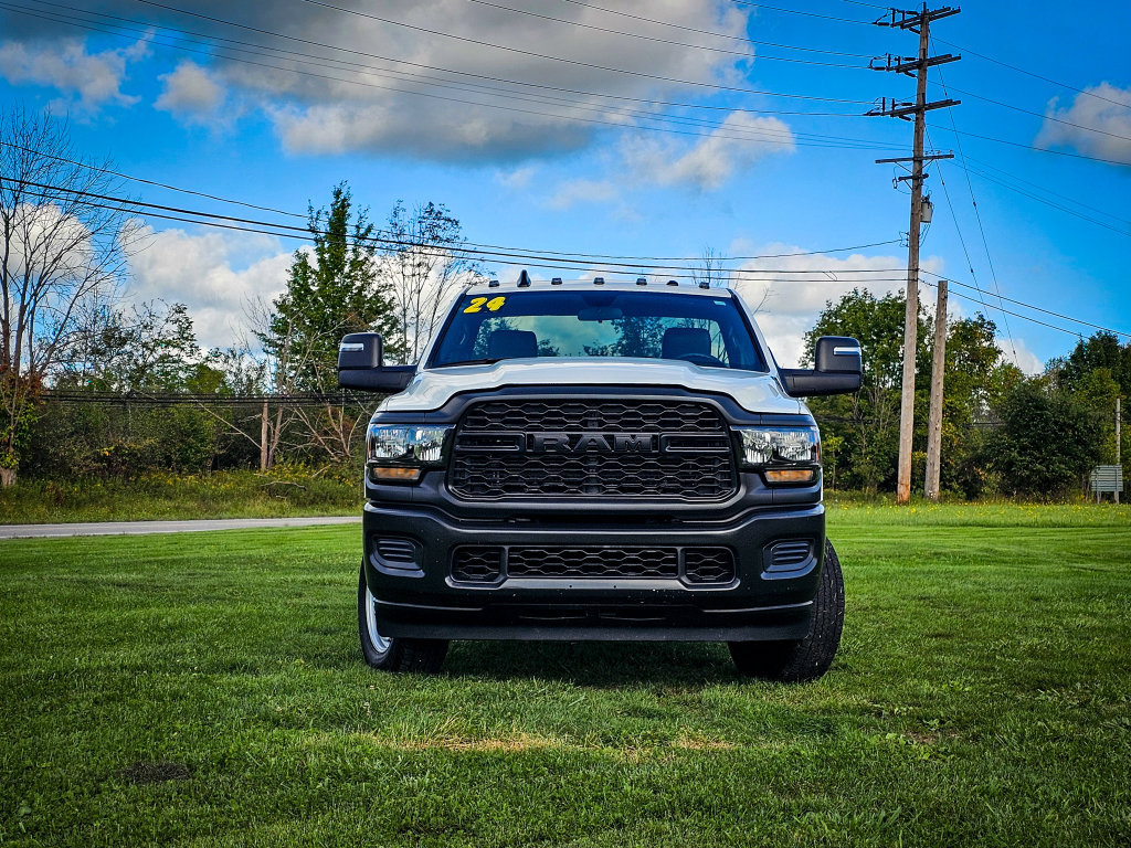Used 2024 RAM 2500 Tradesman AWD/4WD image 10
