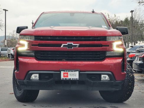 Used 2021 Chevrolet Silverado 1500 RST image 2