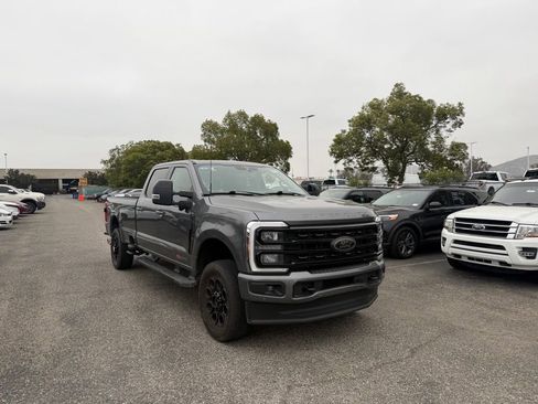 Used 2024 Ford F350 Lariat w/ Lariat Ultimate Package AWD/4WD image 2