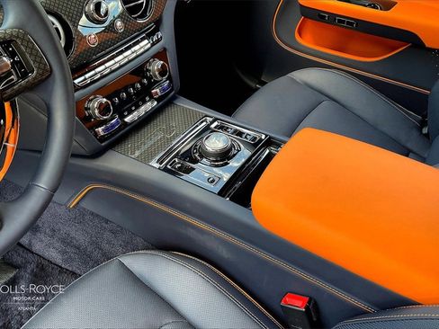 New 2025 Rolls-Royce Spectre Black Badge image 8