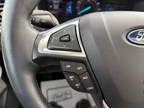 Used 2022 Ford Edge SEL w/ Convenience Package image 17