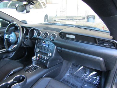 Used 2016 Ford Mustang Coupe w/ Equipment Group 051A image 10