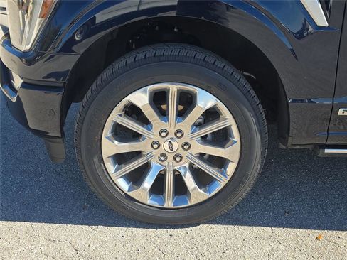 Used 2023 Ford F150 Limited image 11