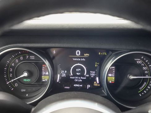 Used 2023 Jeep Wrangler Unlimited Sahara w/ Cold Weather Group AWD/4WD image 21