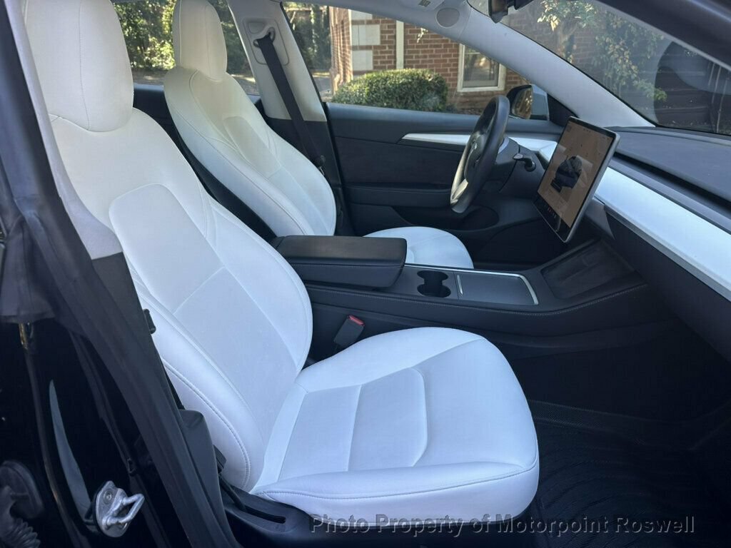Used 2023 Tesla Model 3 Standard Range RWD image 18