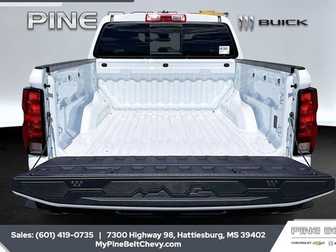 New 2026 Chevrolet Colorado Trail Boss AWD/4WD image 5