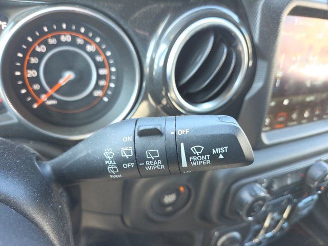 Used 2020 Jeep Wrangler Unlimited Sahara AWD/4WD image 40