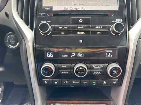 Used 2019 Subaru Ascent Touring w/ Popular Package #3 image 28