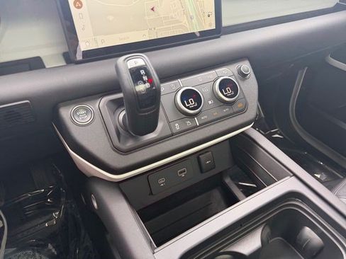 Used 2024 Land Rover Defender 110 S AWD/4WD image 24